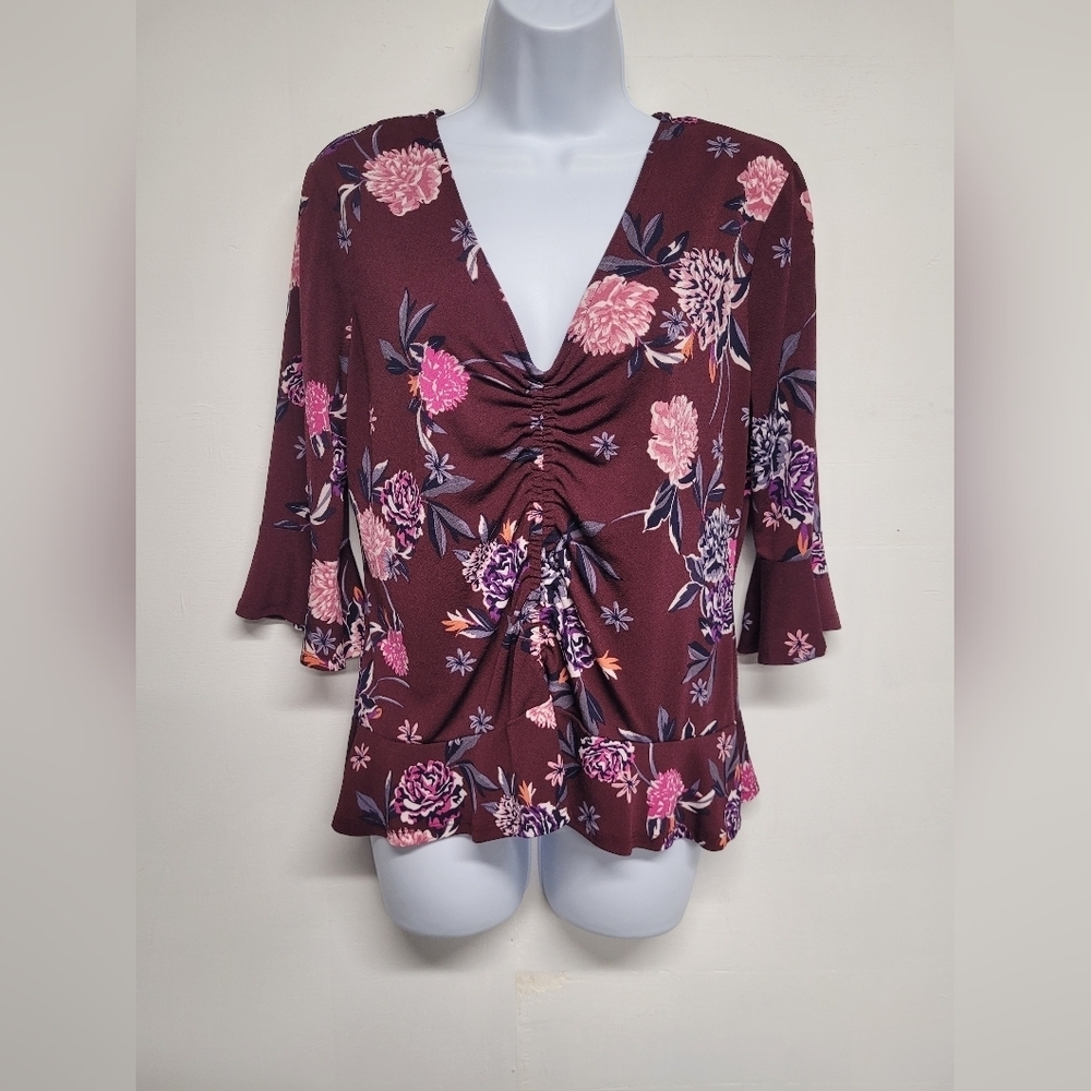 Candie's Floral Stretch Top L Flared Sleeve Ends Gathered Elastic Front